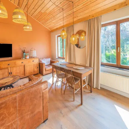 Cosy Holiday In With Garden Feriehus *