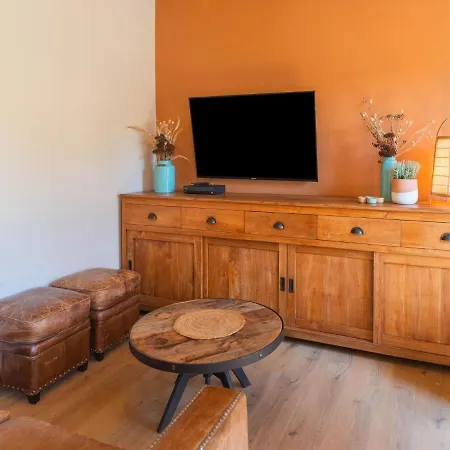 Cosy Holiday In With Garden Сasa de vacaciones *
